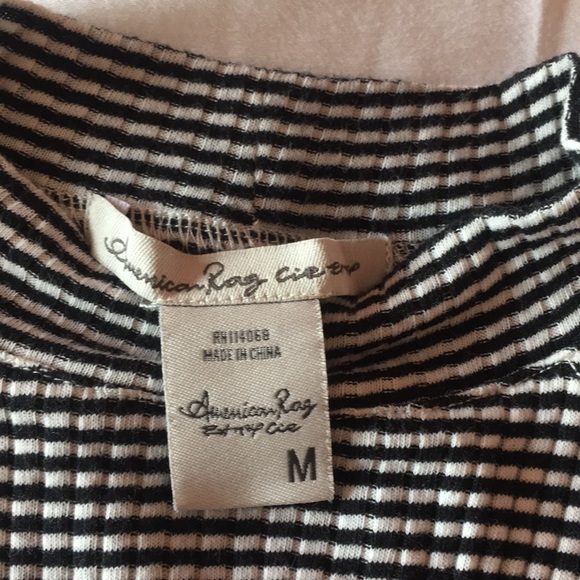 Turtle neck tank top - Picture 3 of 4